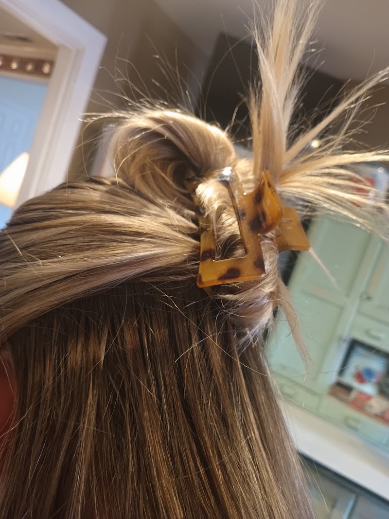 Commercial Street Salon & Day, hair salon in Trinidad, CO, photo 3 of 10